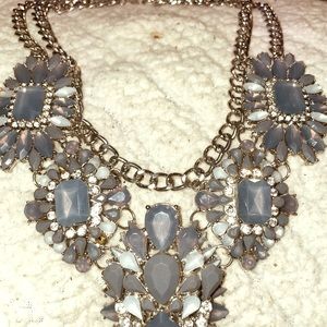 Vintage look costume necklace